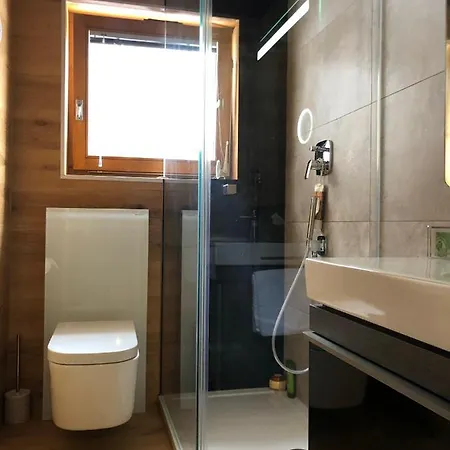 Chalet Memory شقة زيرمات